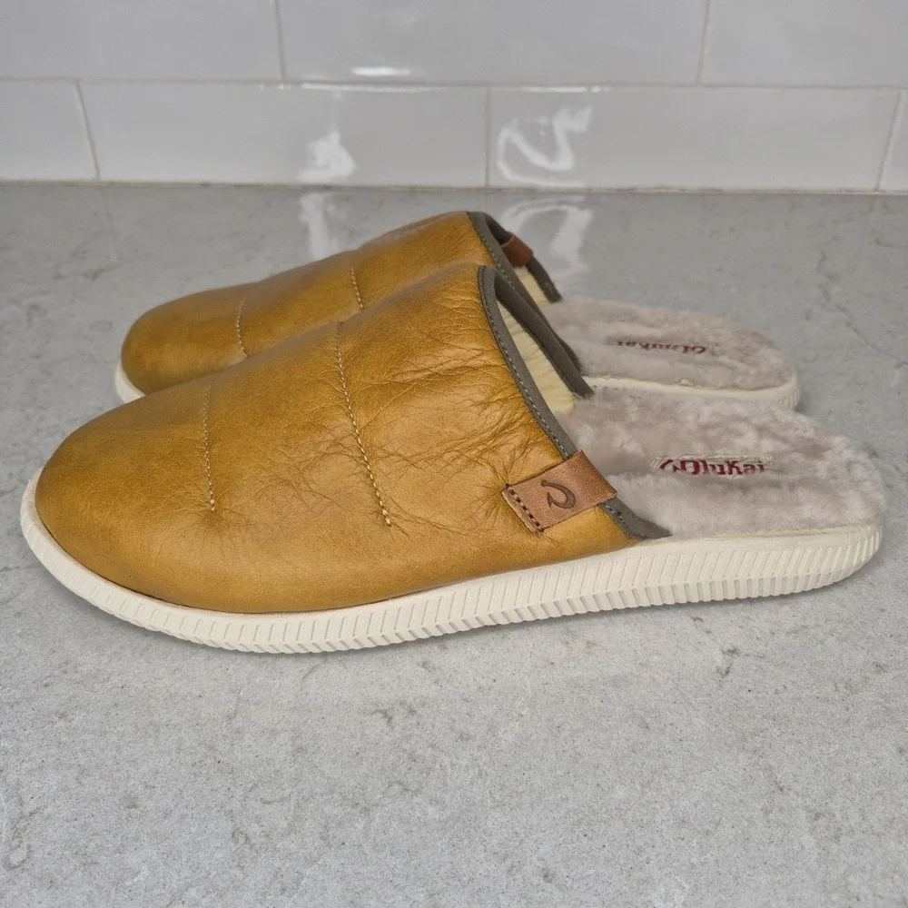 OluKai Mua 'Ili Slippers Men's 10 Leather Shearling Lined Mule Slip On Shoes‎
